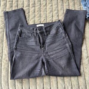 Madewell Skinny Jeans in Charcoal